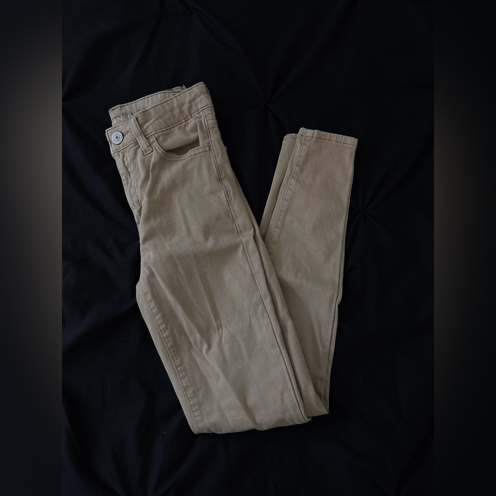 American Eagle Khaki skinny jeans
